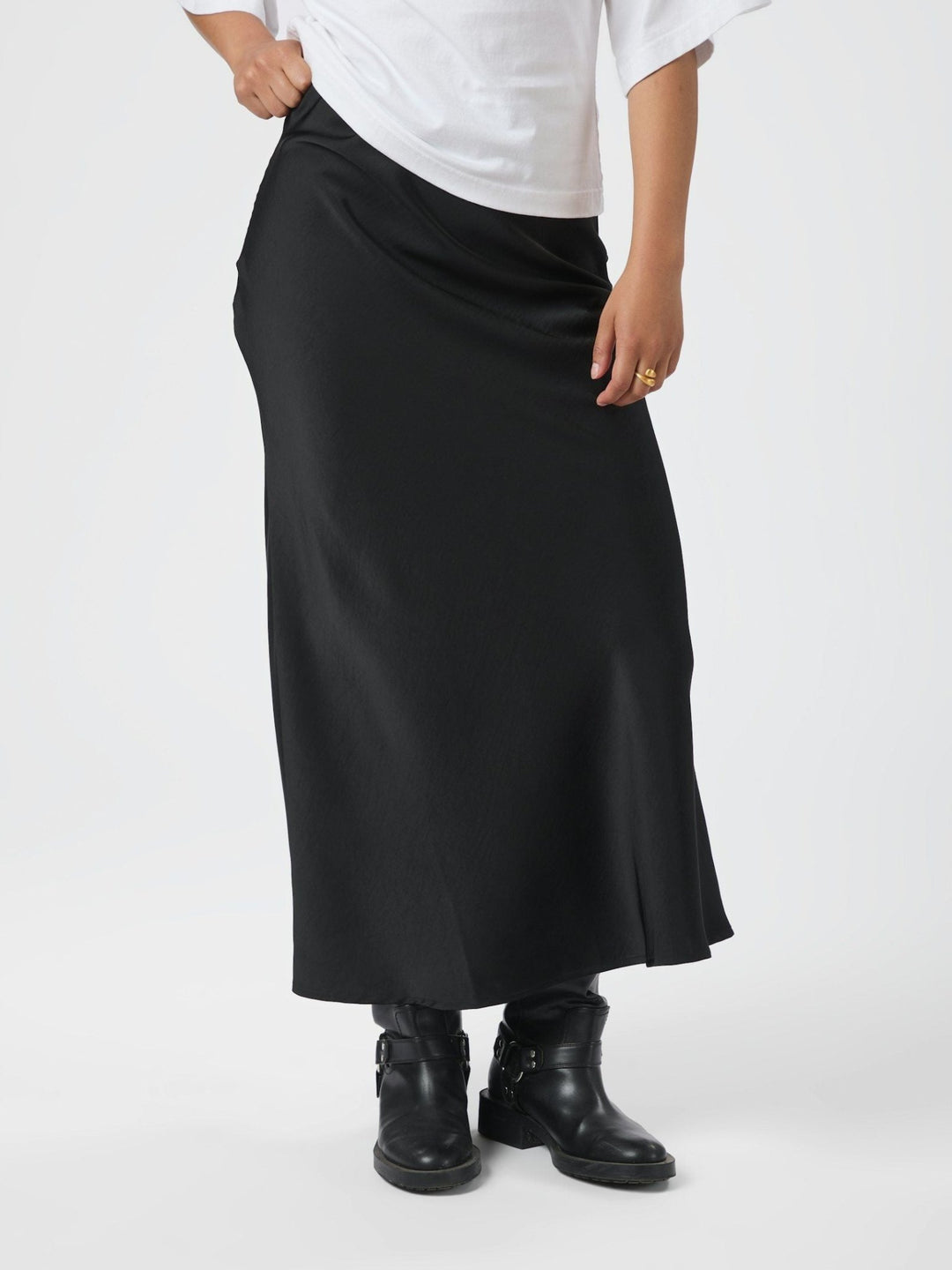 Vicky Heavy Sateen Hame Black - Neo Noir - My Milou