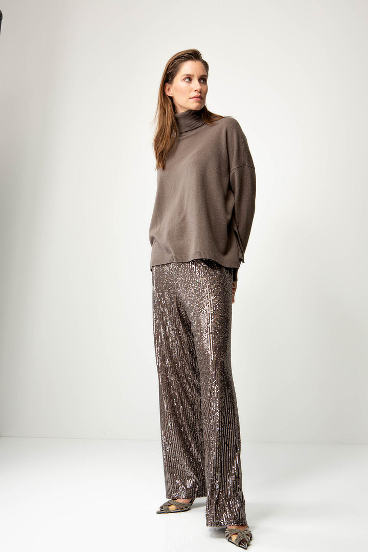 Studio Noir Merino Relaxed Pooloneule Truffle