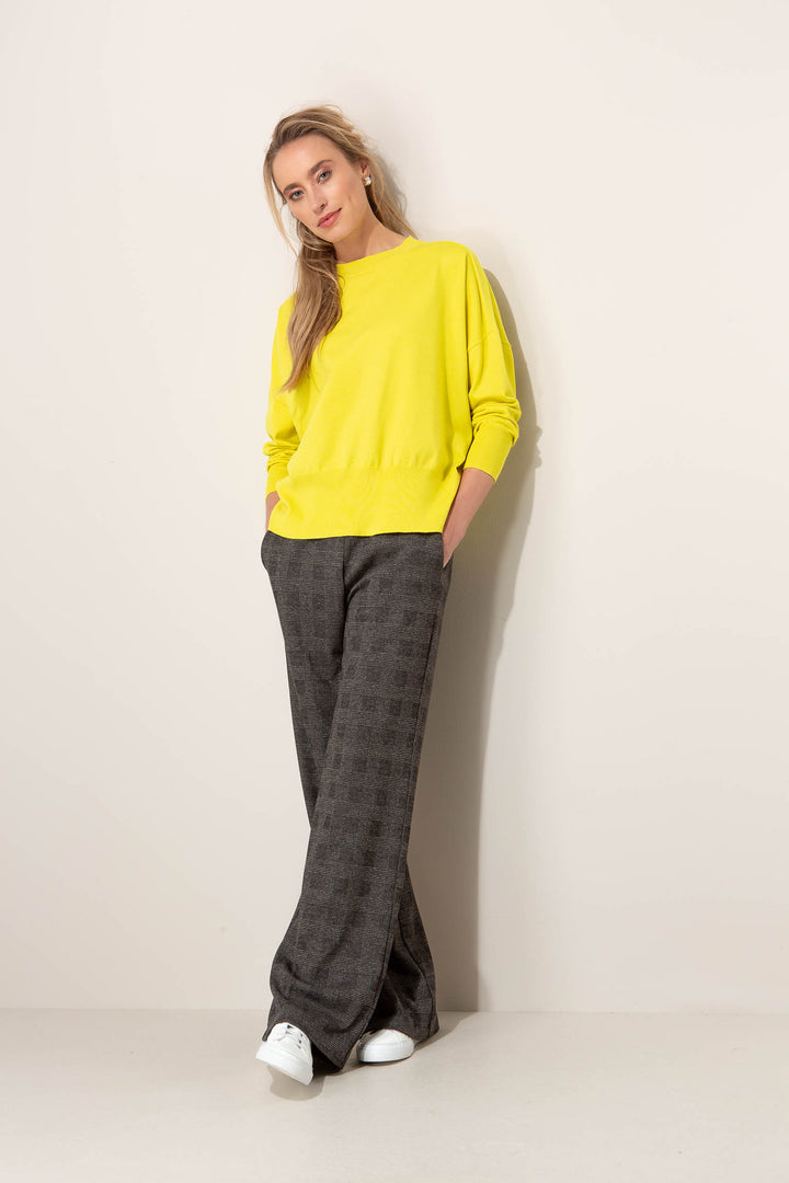 Essential Knit Neulepusero Yellow