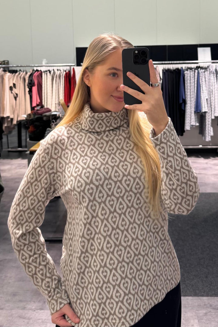 Love Merinovillaneule Beige