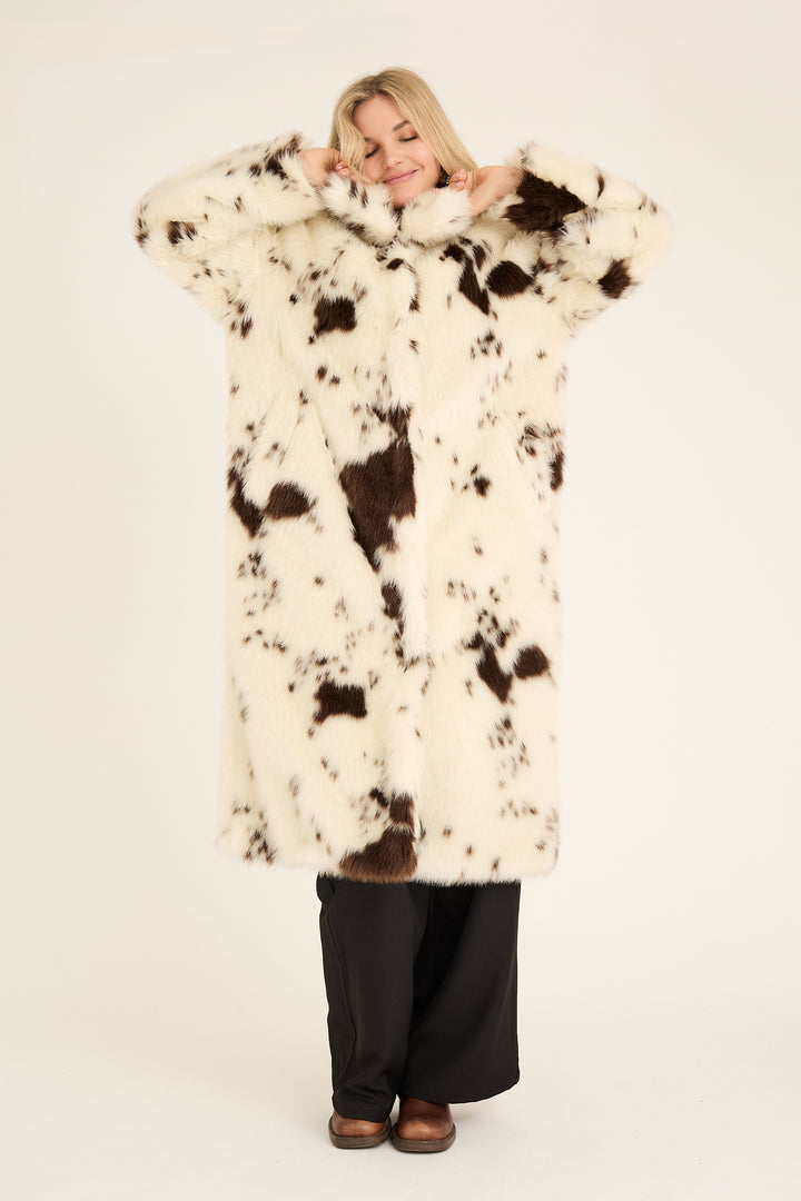 Kolvina Takki Brown/White