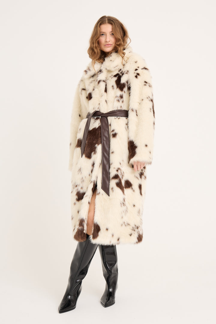 Kolvina Takki Brown/White