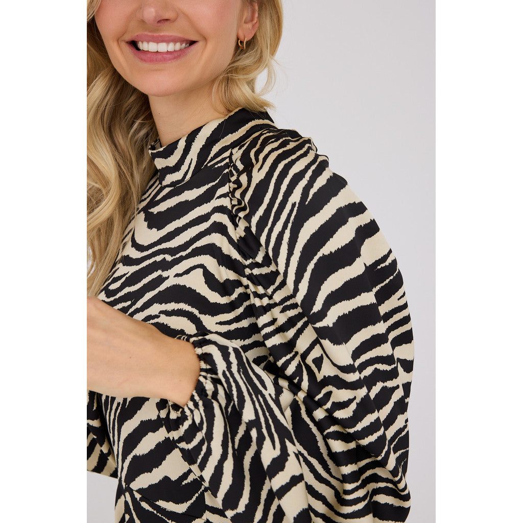 Ferina Mekko Black/Off White