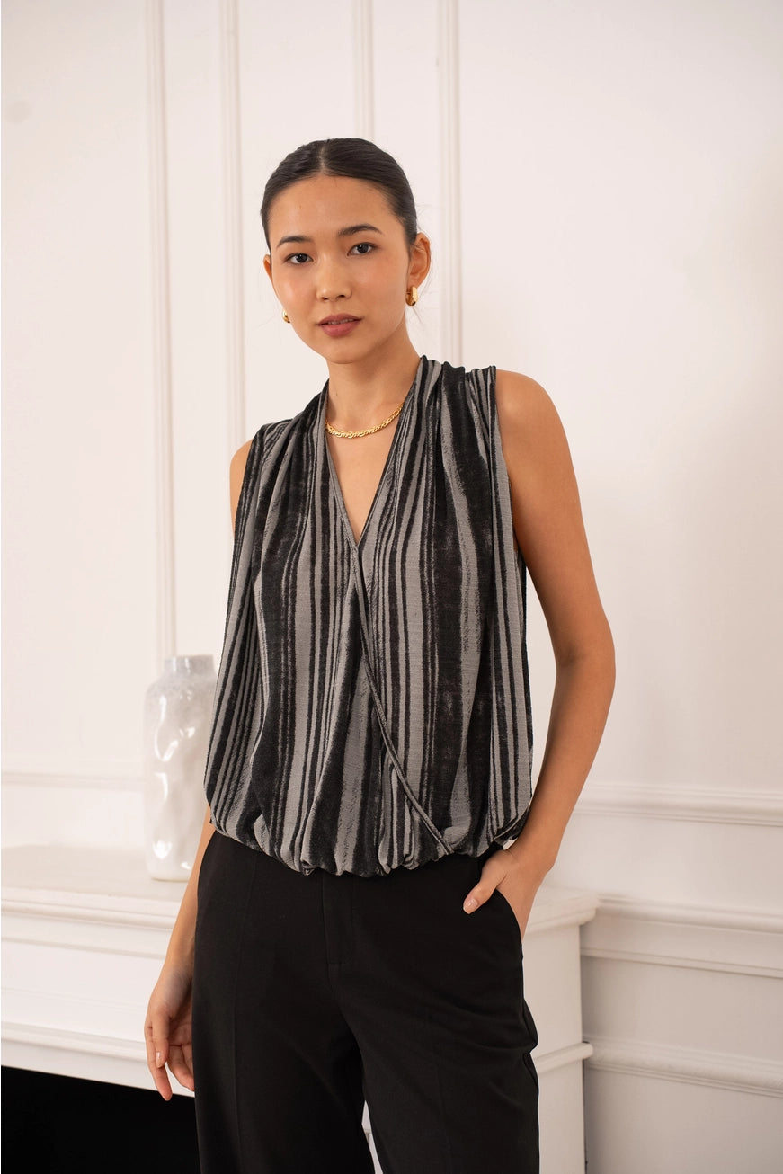 Wrap-Front Toppi Grey/Black One Size
