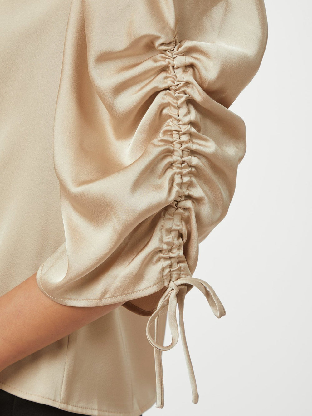 Alvira Drapy Satin Pusero Champagne - Neo Noir - My Milou