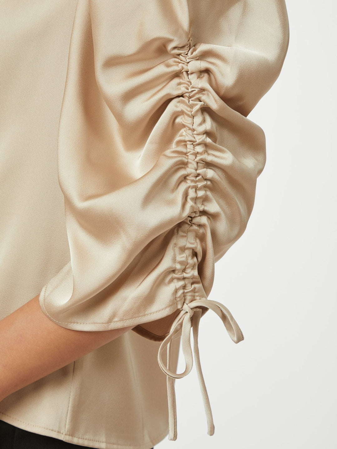 Alvira Drapy Satin Pusero Champagne - Neo Noir - My Milou