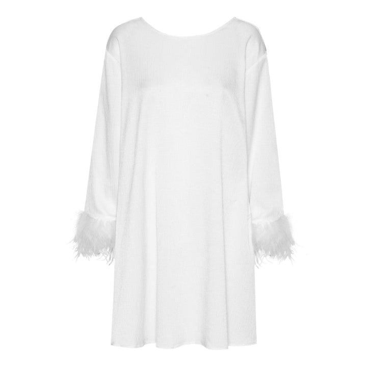 Brady Feather Mekko White - A - VIEW - My Milou