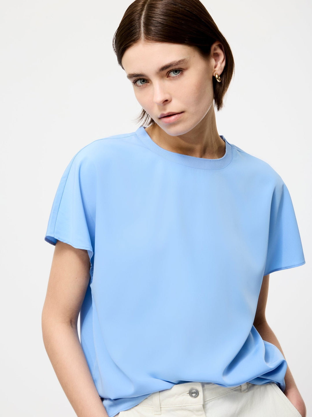 Capriana Crepe T - paita Cornflower Blue - French Connection - My Milou