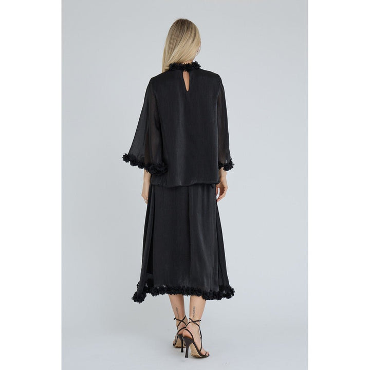 Daisina Kukkapusero Black - A-VIEW - My Milou