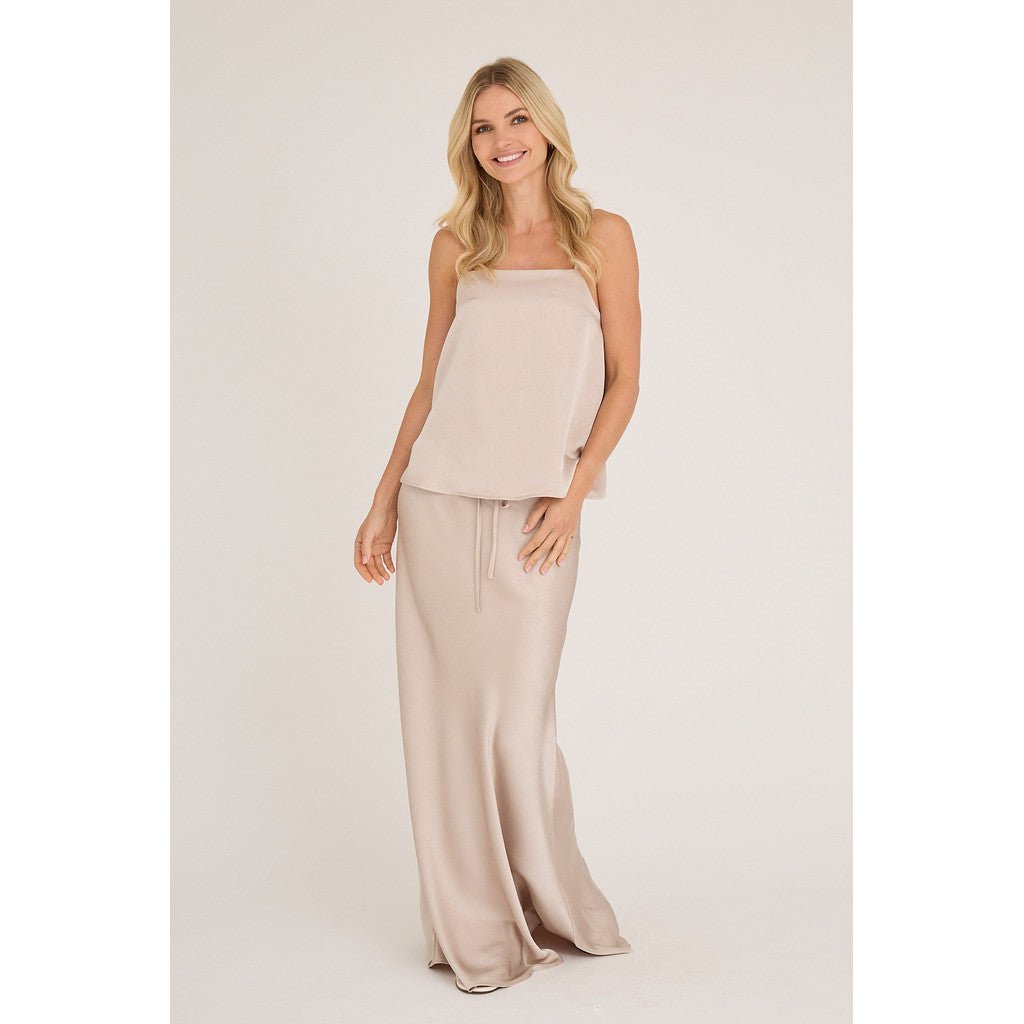 Emily Hame Champagne - A - VIEW - My Milou