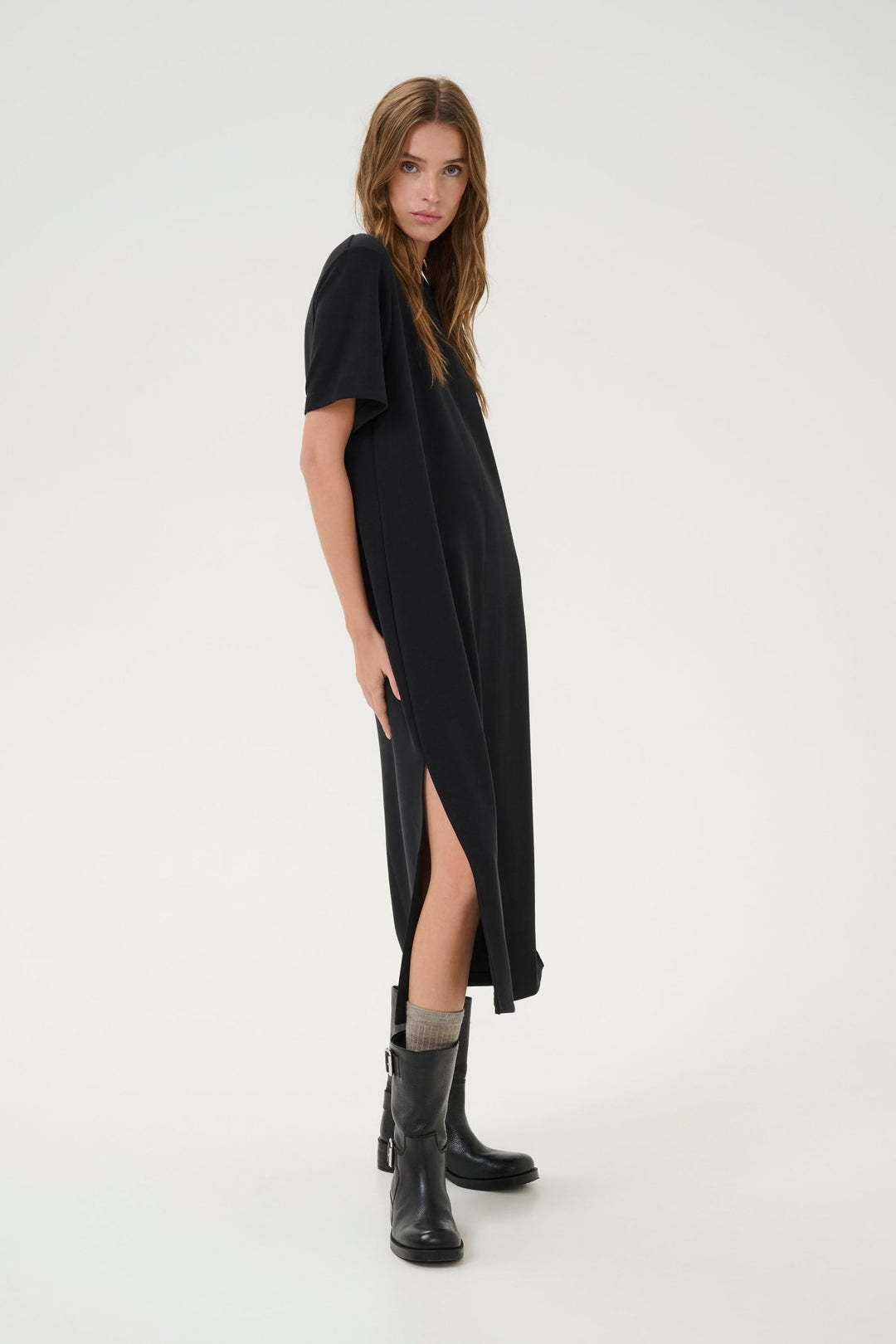 HelleMW Mekko Black - My Essential Wardrobe - My Milou