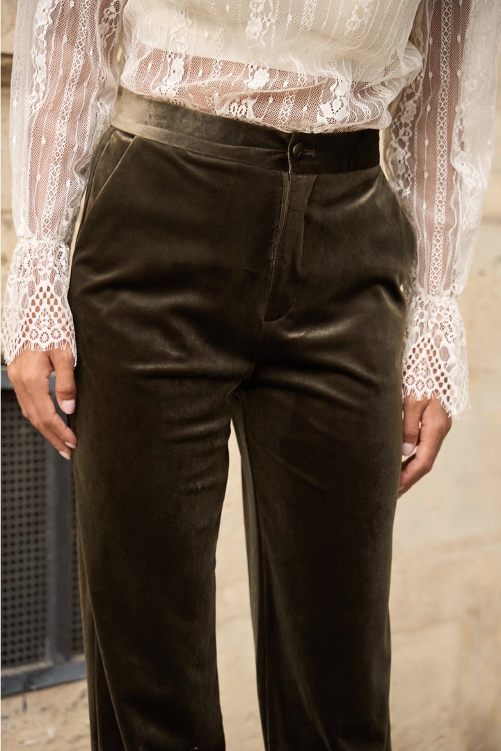 High-Waisted Velvet Housut Khaki - CHOKLATE PARIS - My Milou
