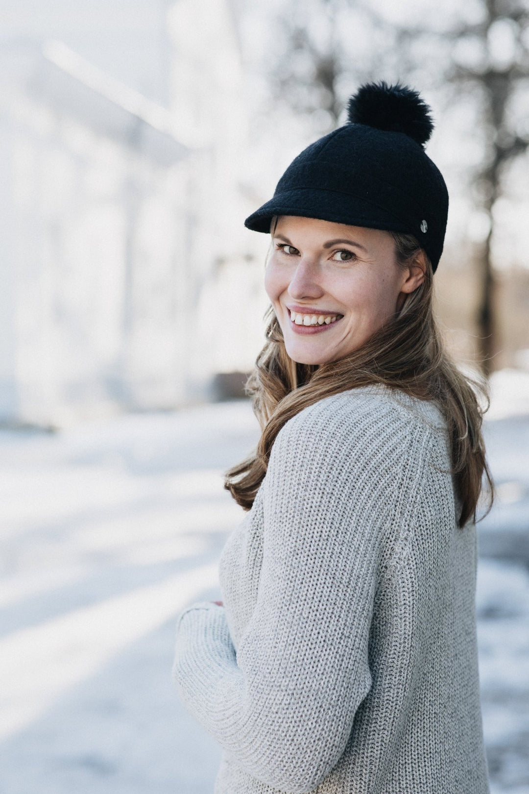 Kate Wind Hattu Black - Salon Lakkitehdas - My Milou