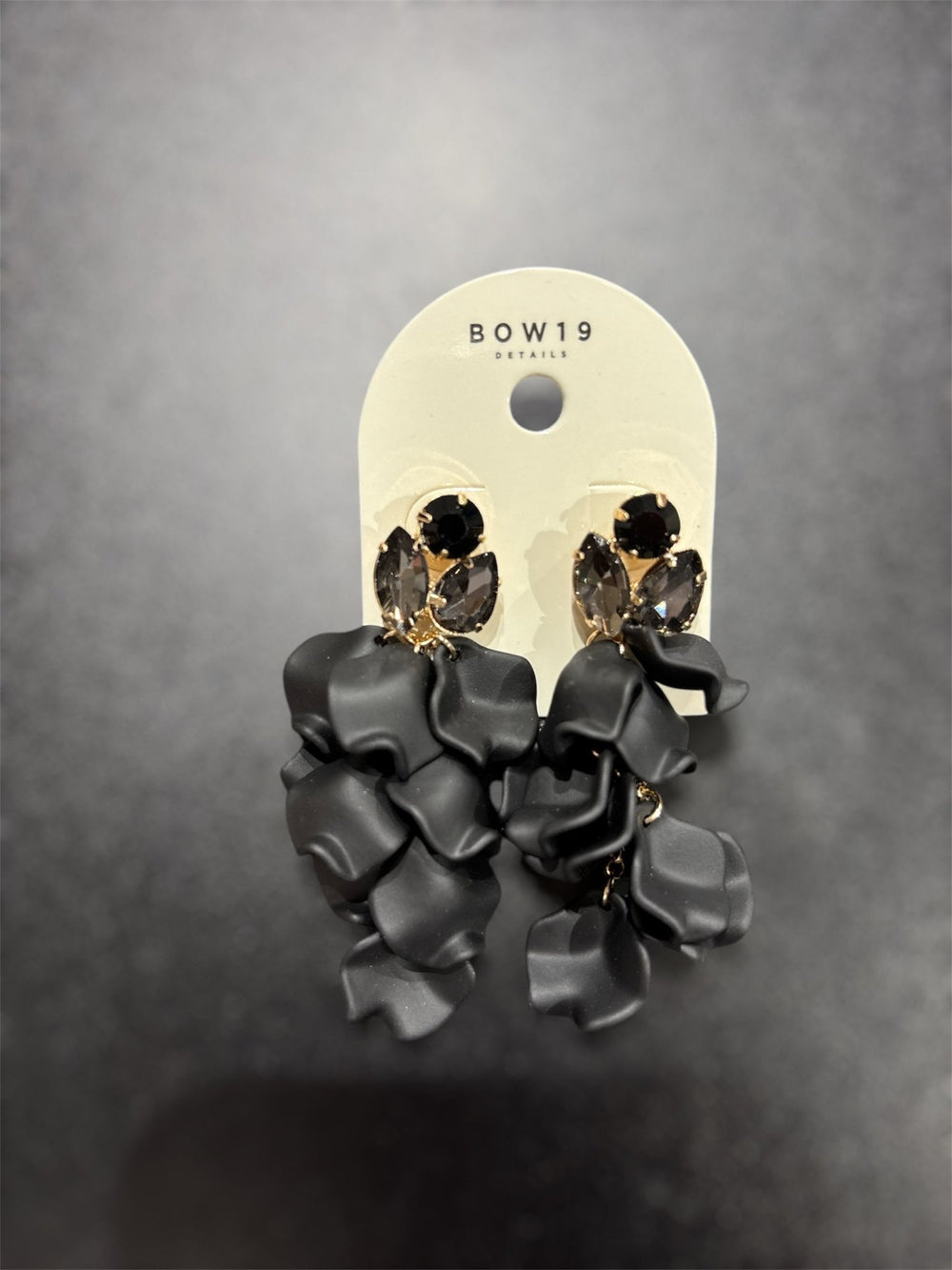 Leaf Stone Korvakorut Black - BOW19 - My Milou