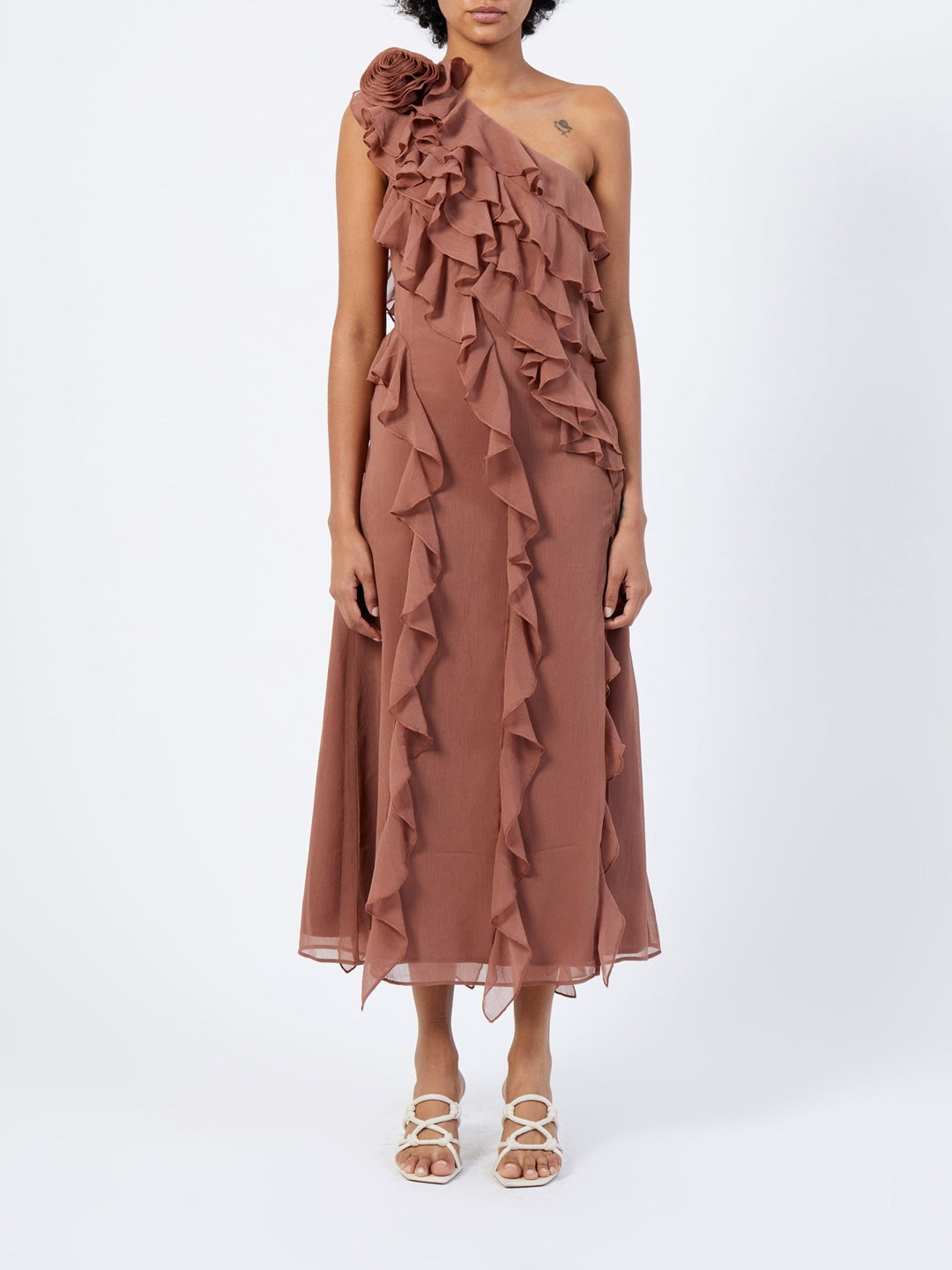 Oskar Georgette Ruffle Mekko Mocha - French Connection - My Milou