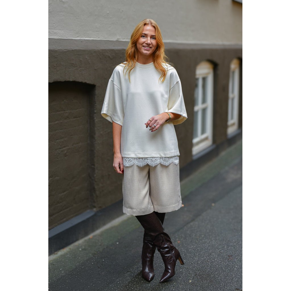 Silja T - paita Off White - A - VIEW - My Milou