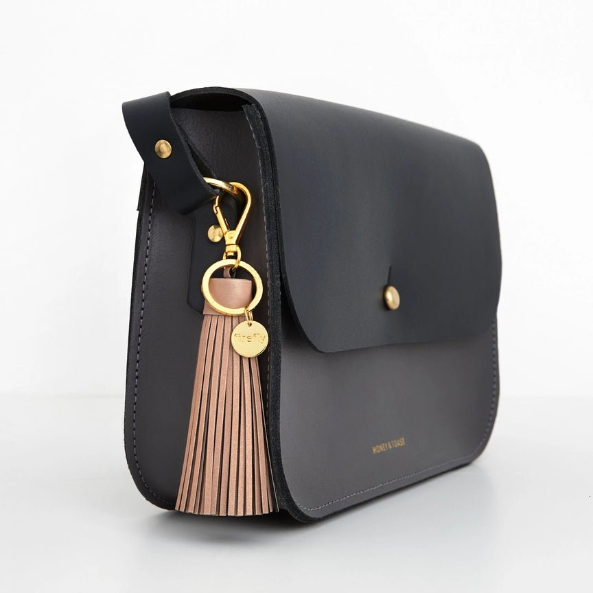 Soft Tassel Heijastin Camel / Gold - Firefly Reflectors - My Milou