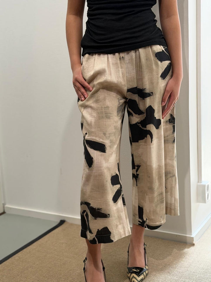 Varjo Culottes Housut Beige - Niccolei - My Milou