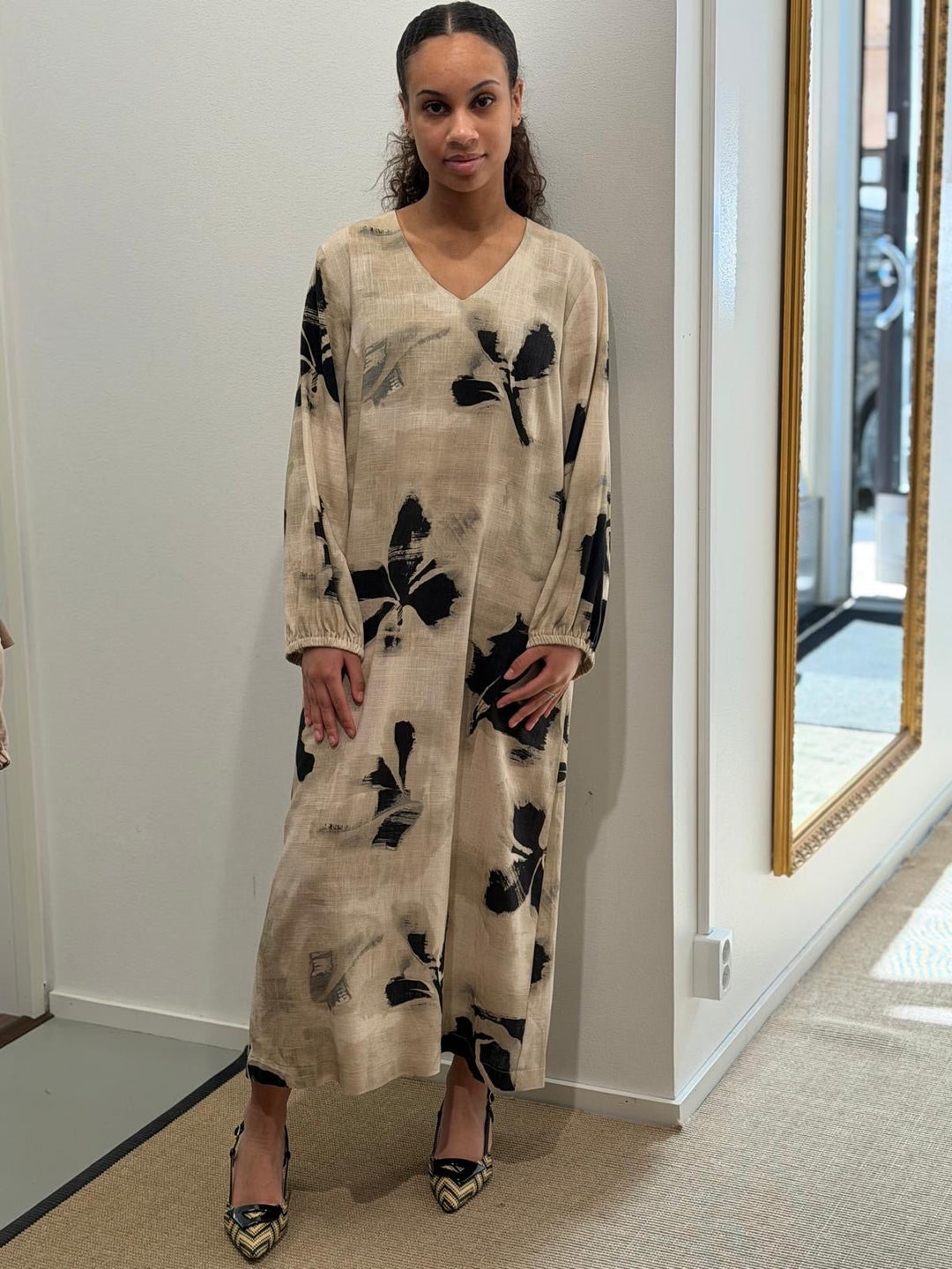 Varjo Mekko Beige - Niccolei - My Milou